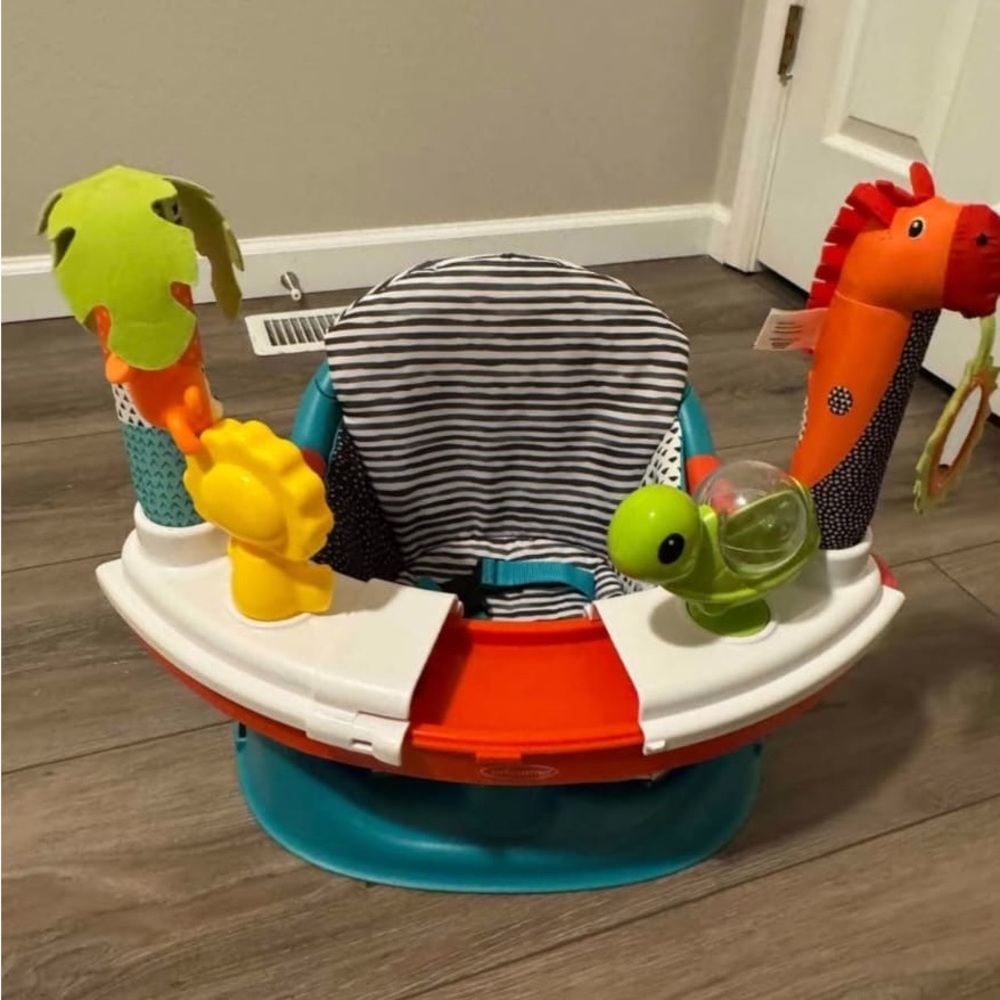 Infantino 3-in-1 Grow-with-Me Discovery Seat and Booster
